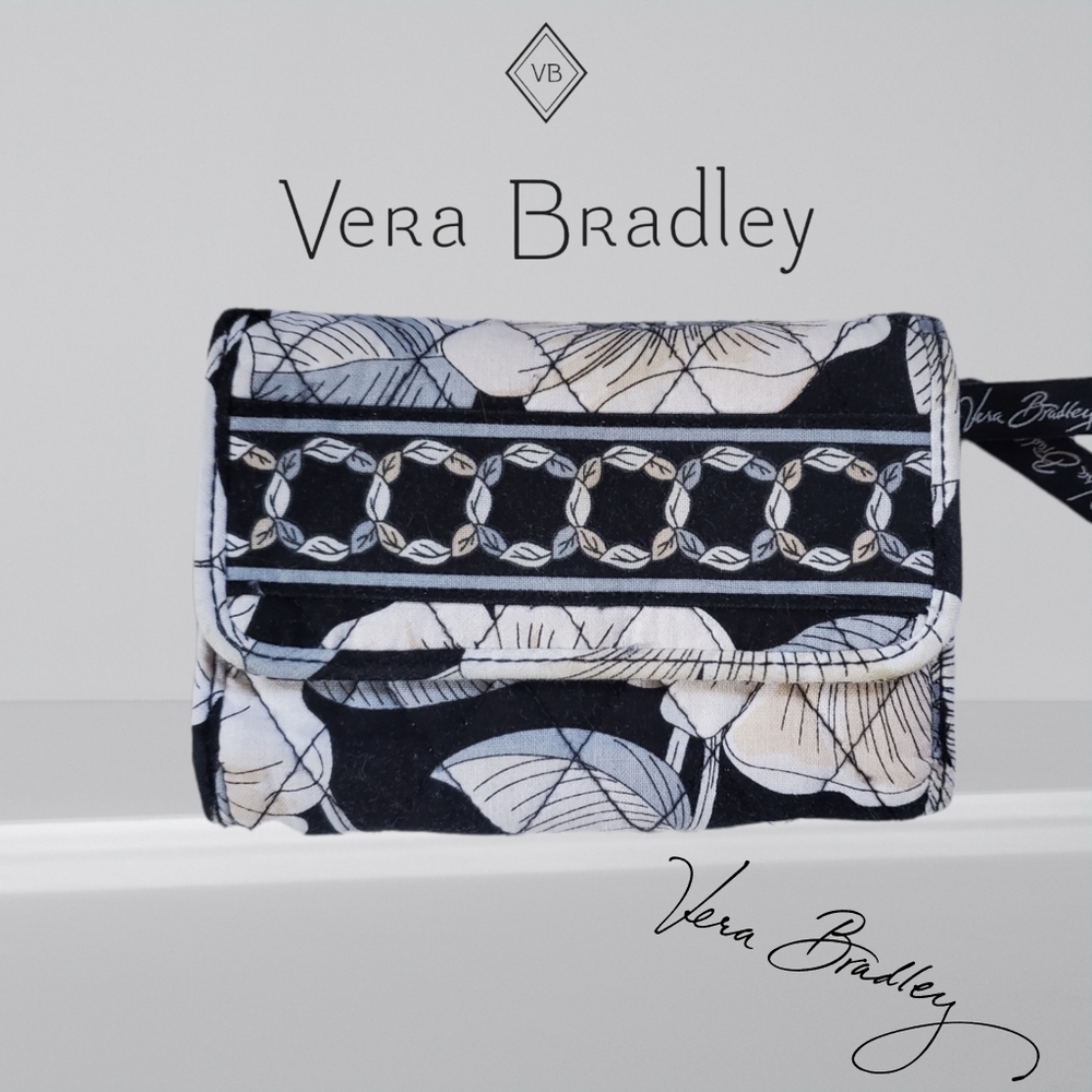 Vera Bradley Small wallet